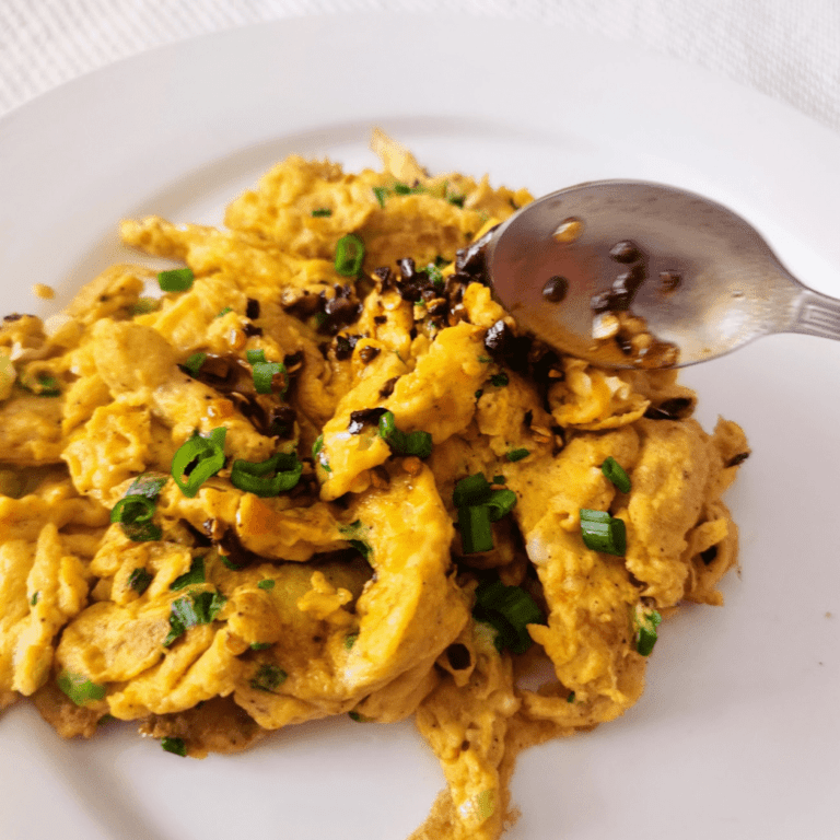 Chilli Scrambled Eggs