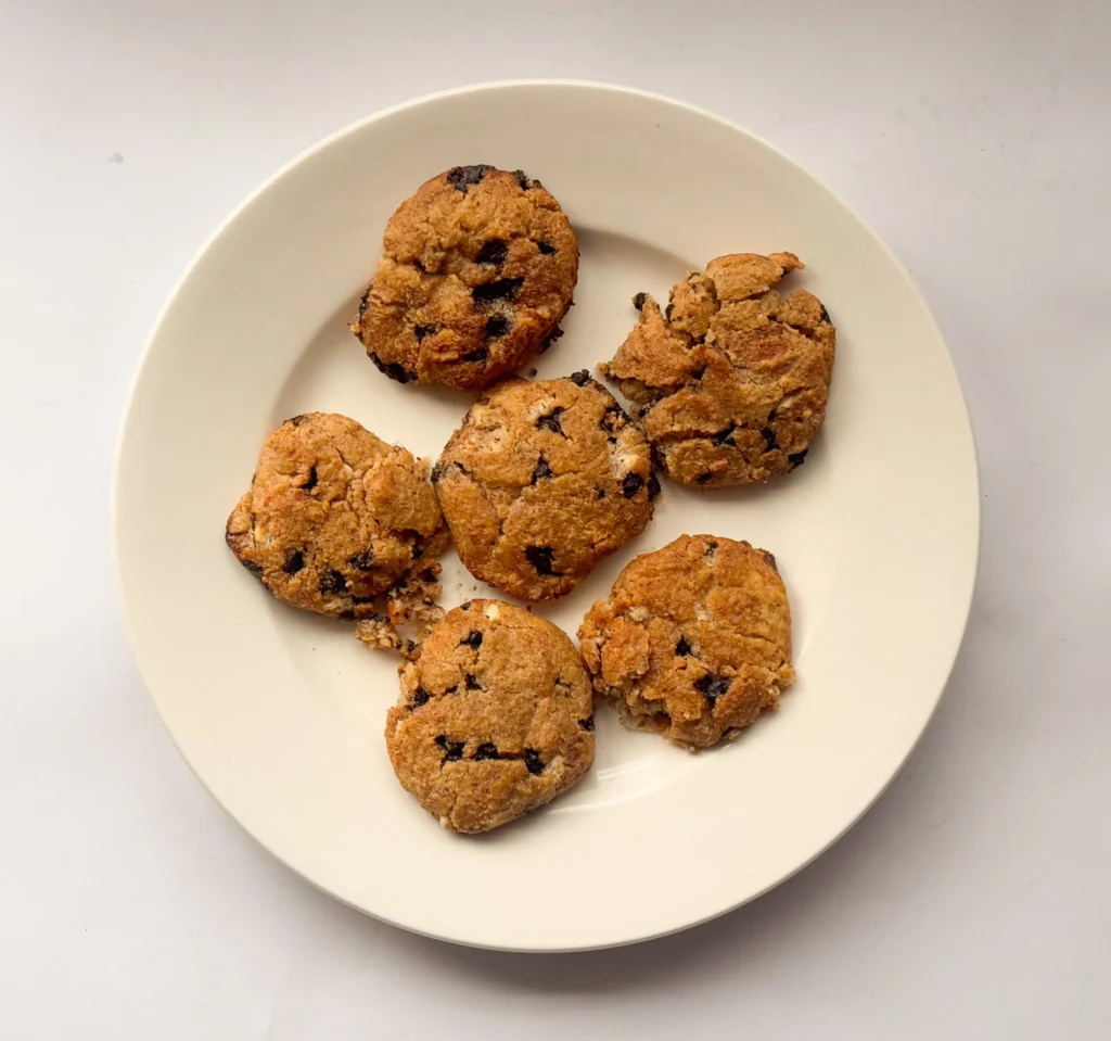Plated cookies.