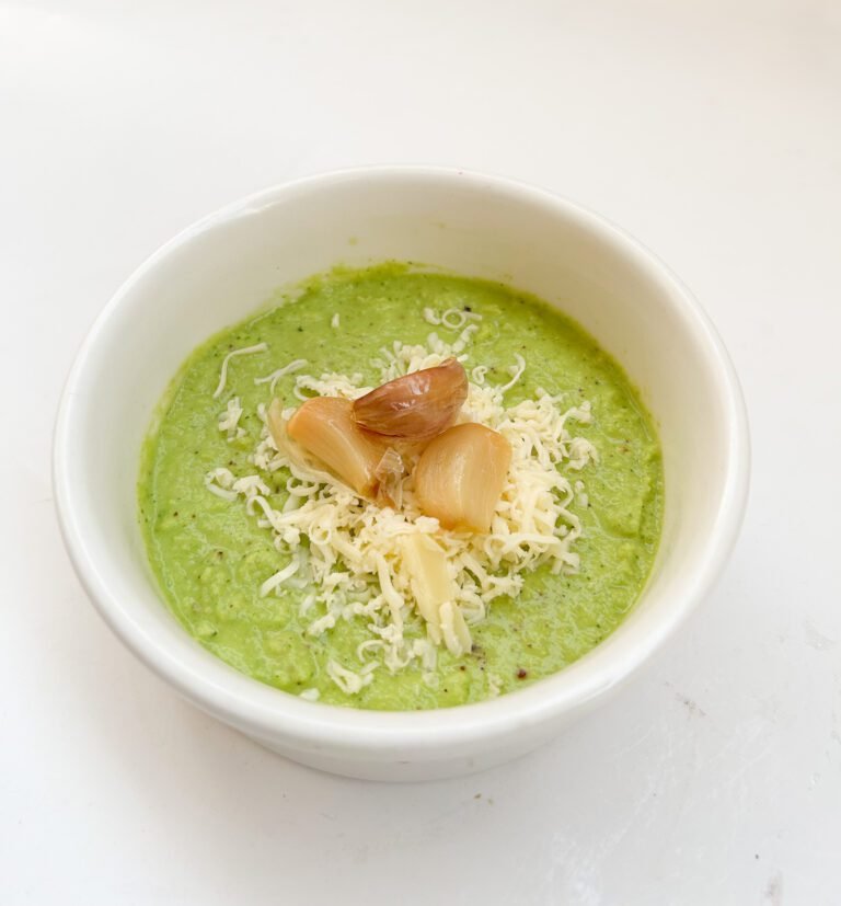 Easy Creamy Avocado Pasta Sauce With Roasted Garlic