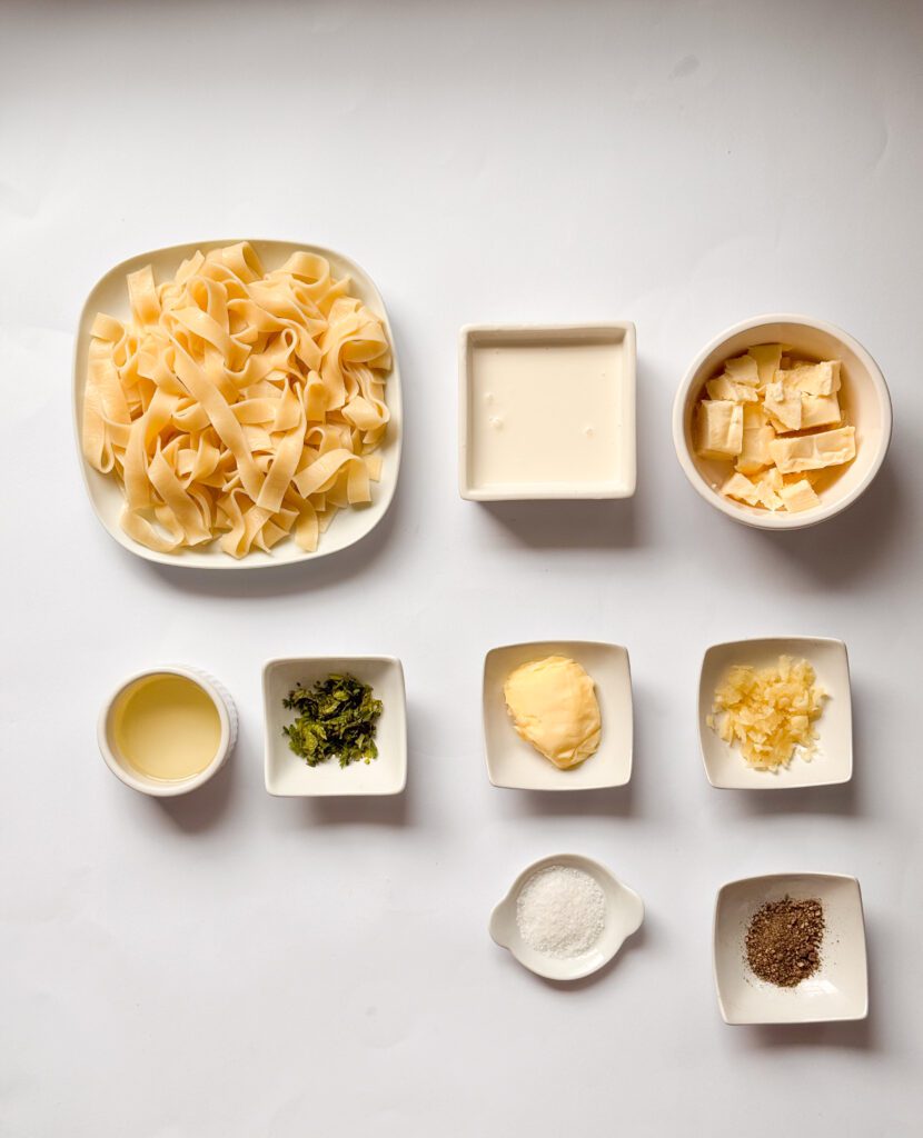 creamy garlic pasta sauce recipe ingredients