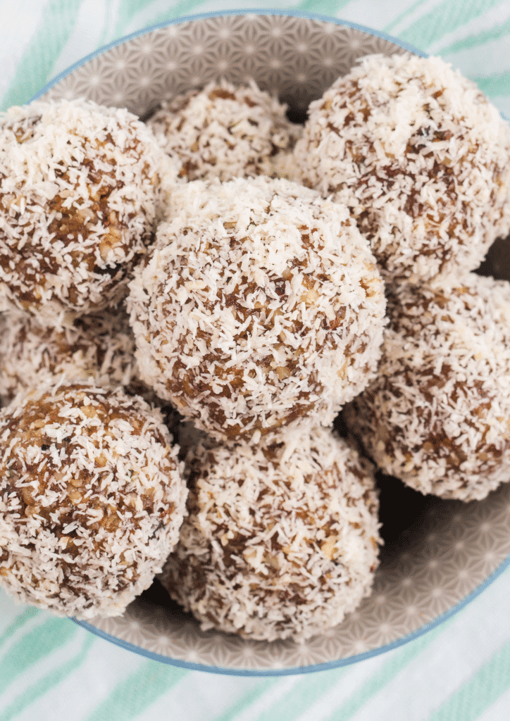 cinnamon roll energy bites recipe