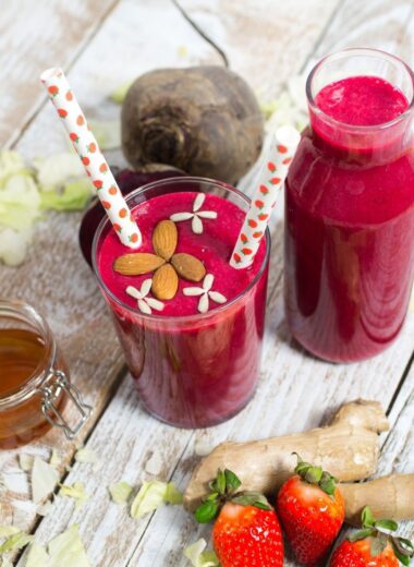 Strawberry Beet Orange Ginger Smoothie