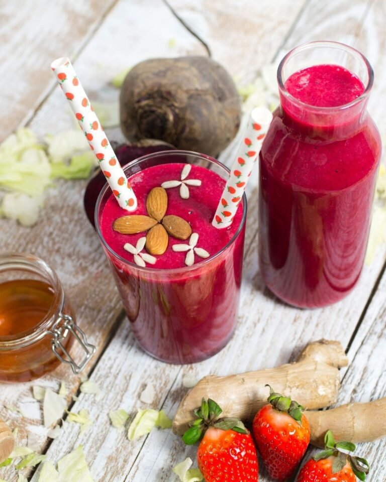 Strawberry Beet Orange Ginger Smoothie