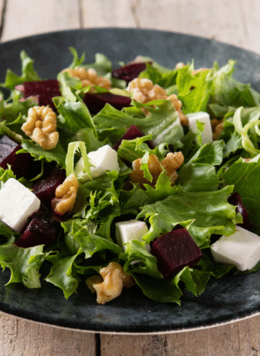beet salad with feta cheese, walnut and lettuce recipe