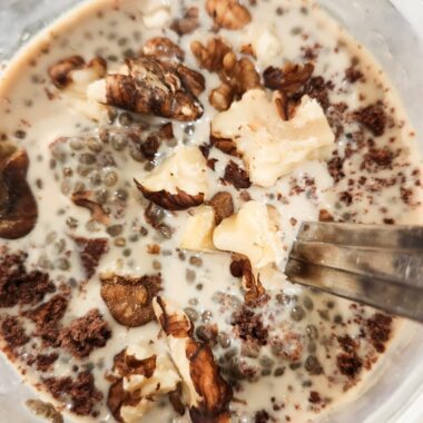 overnight coffee chocolate chia pudding