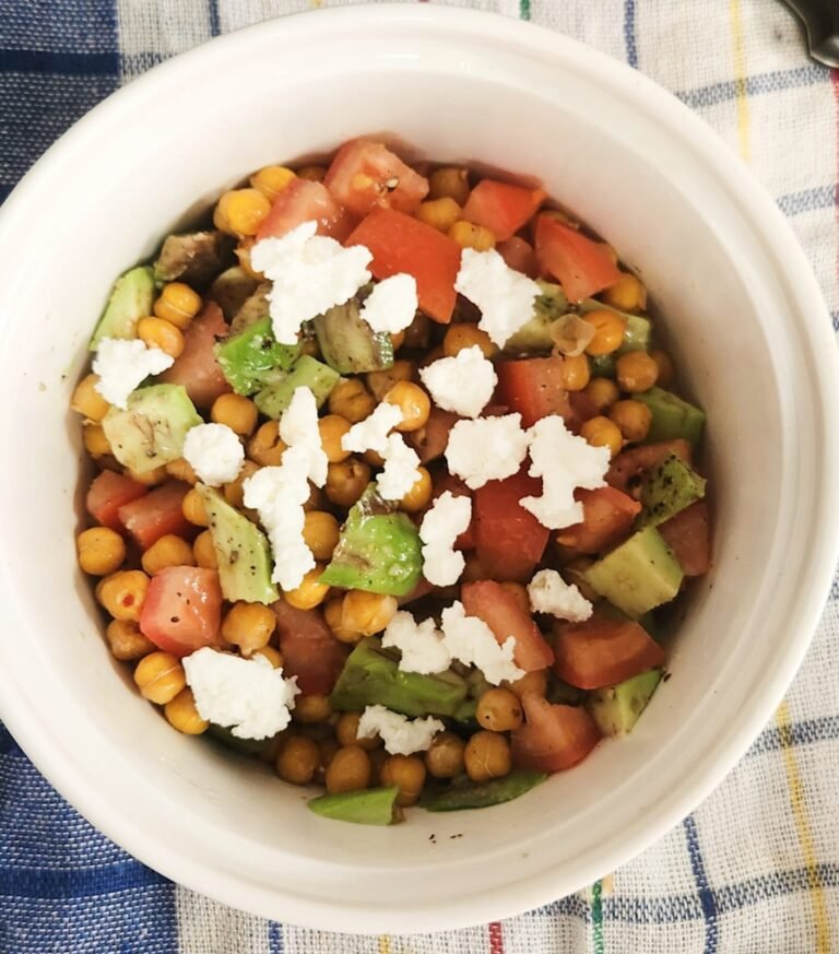 Avocado Chickpea Tomato Salad With Lime