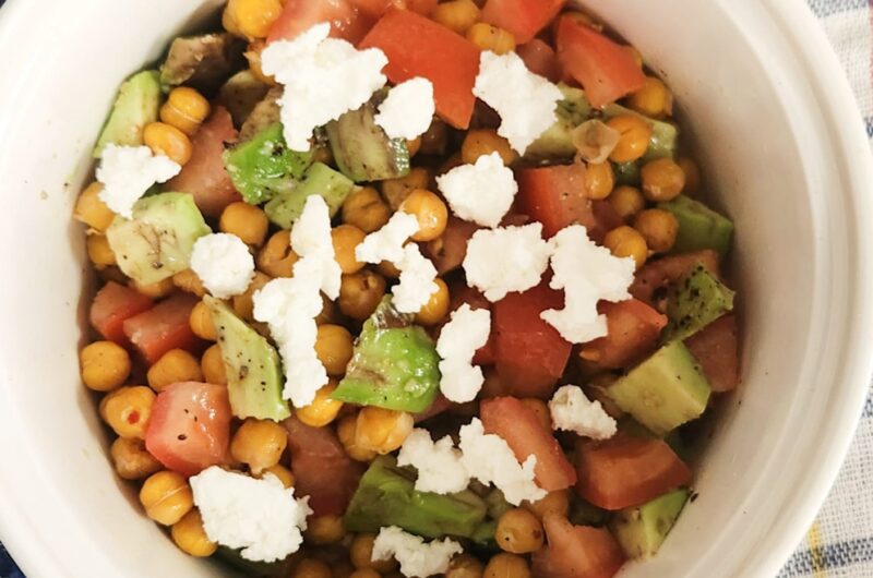 Avocado Chickpea Tomato Salad With Lime