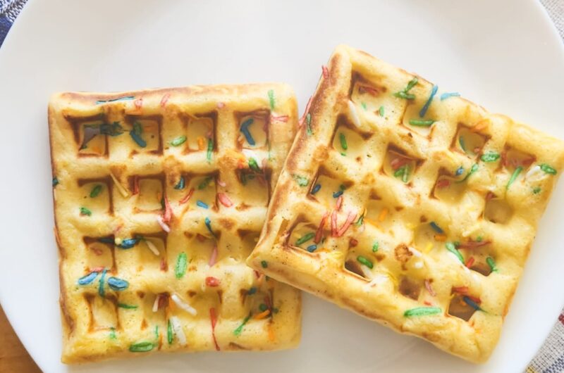 Birthday Cake Waffles (Funfetti Waffles)