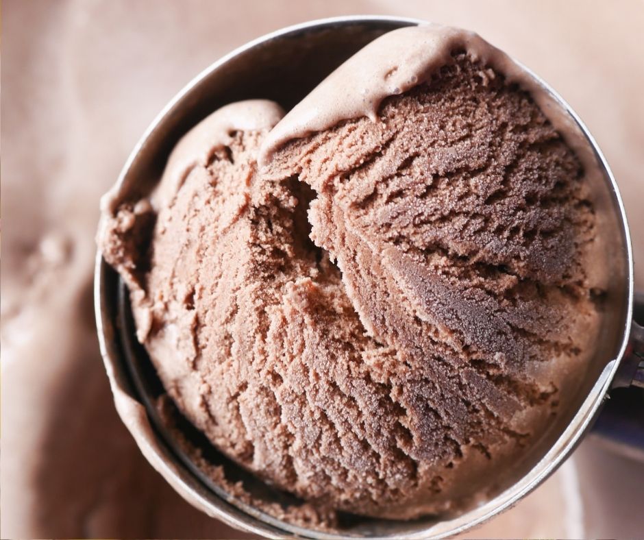 Chocolate Banana Frozen Greek Yogurt