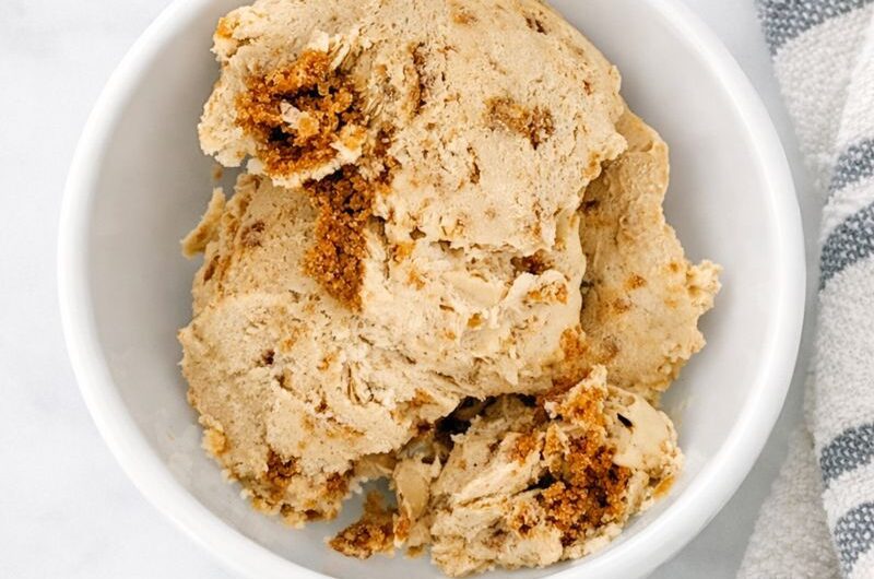 No Churn Biscoff Ice Cream - 5 Ingredients