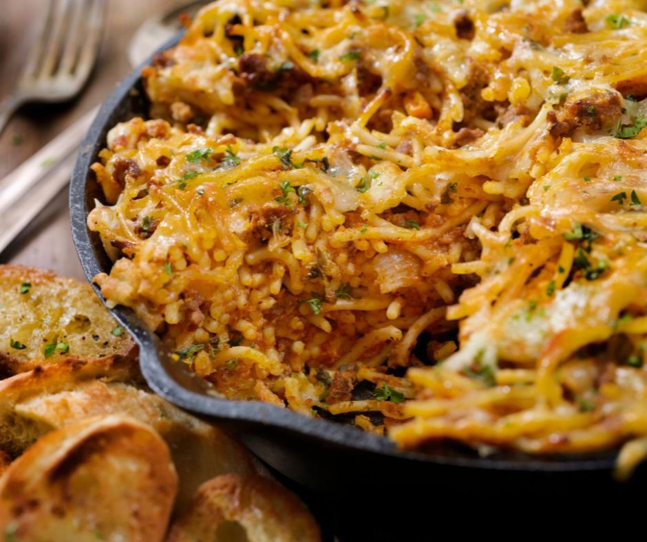 Baked Spaghetti and Beef Pie