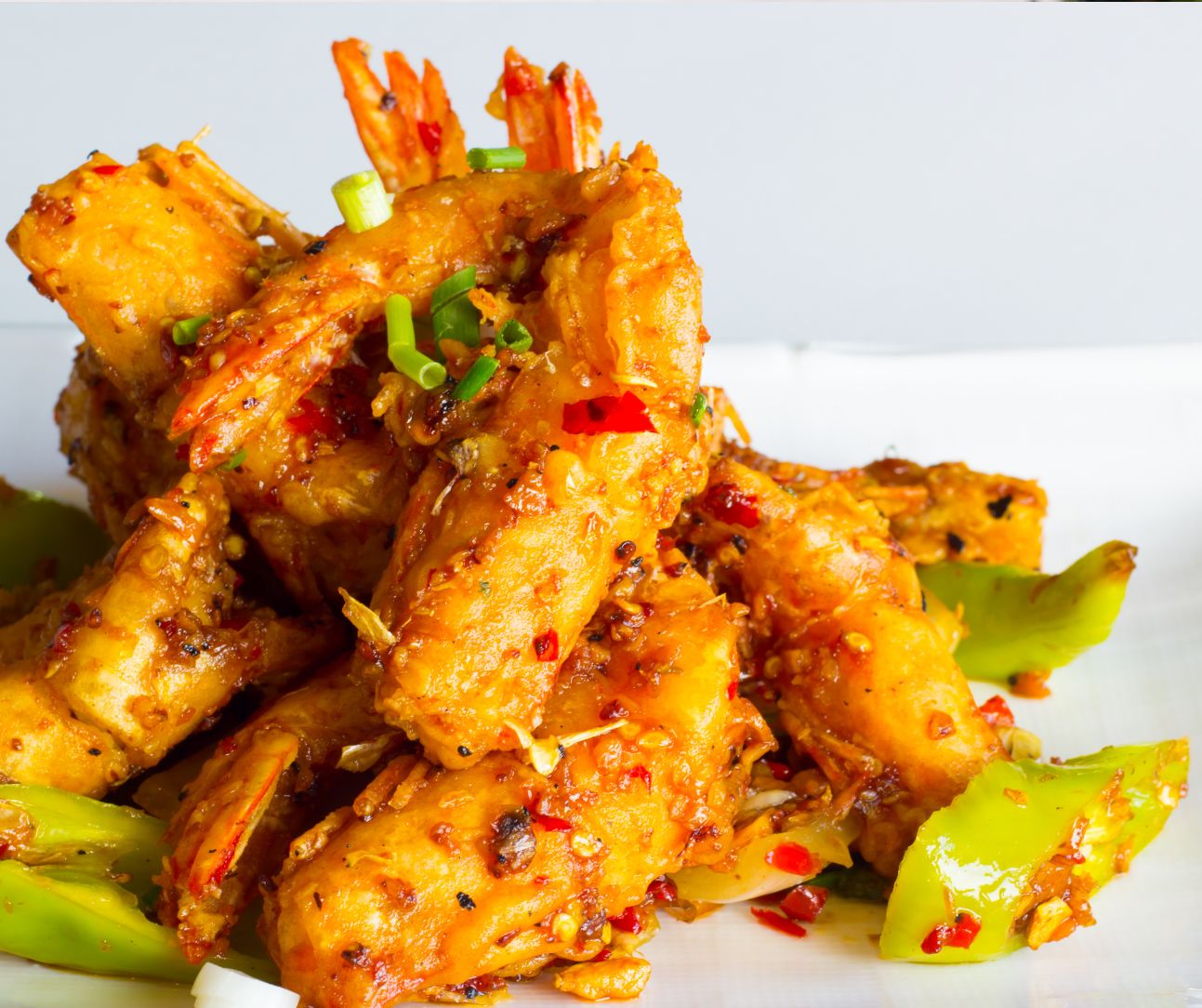 Crispy Shrimp with Stir Fried Pepper and Onion