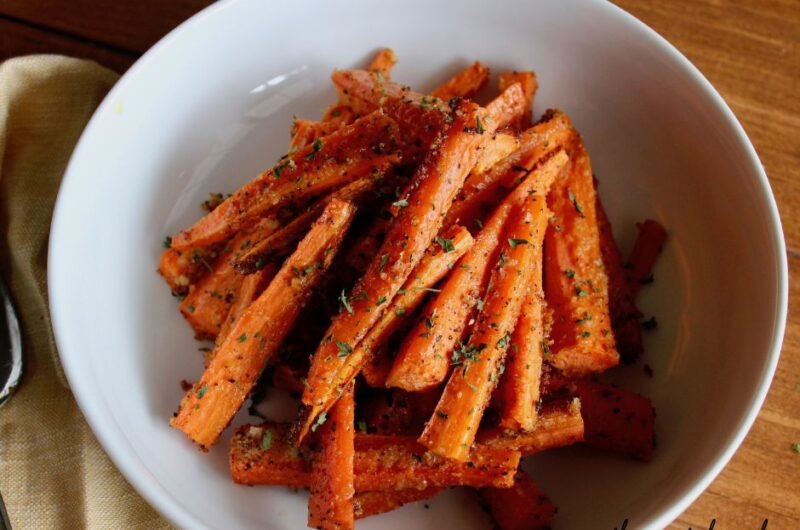 Garlic and Parmesan Roasted Carrots