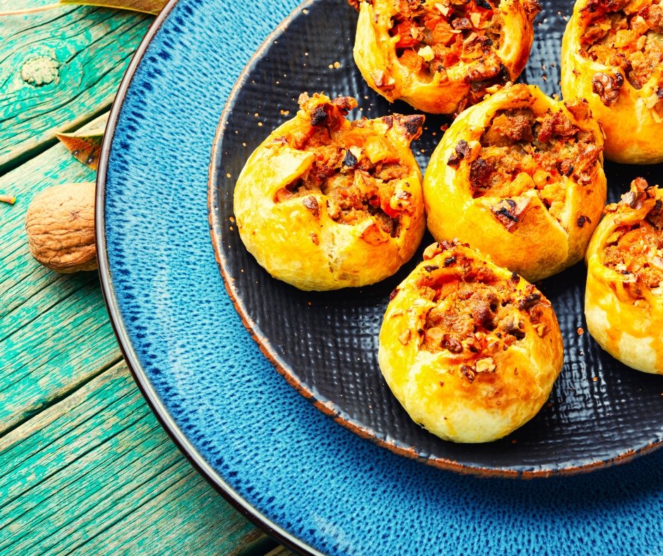 Autumn Buns Stuffed with Pumpkin & Meat
