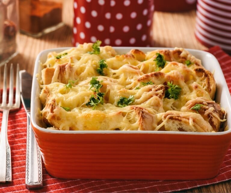 Chicken Casserole With Spinach, Eggs and Cheese – Strata