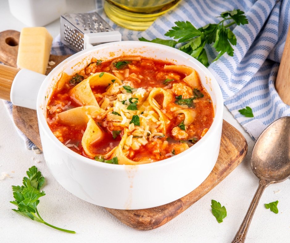 Chicken Lasagna Soup with Tomato Sauce and Ground Chicken