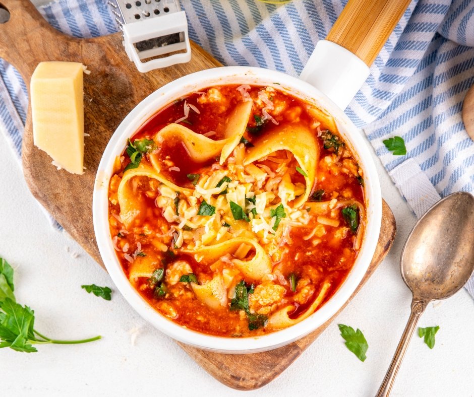 Chicken Lasagna Soup with Tomato Sauce and Ground Chicken