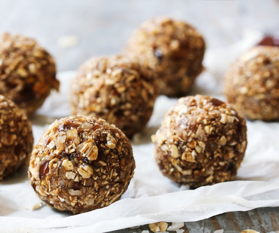 Dates Oatmeal Balls
