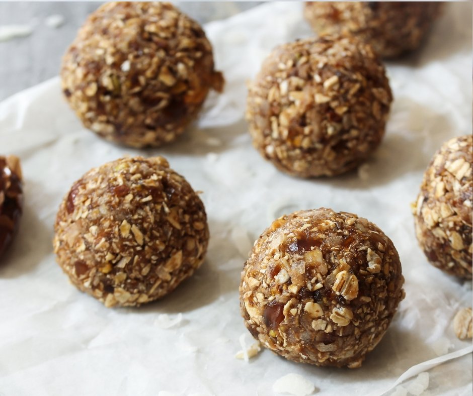 Dates Oatmeal Balls
