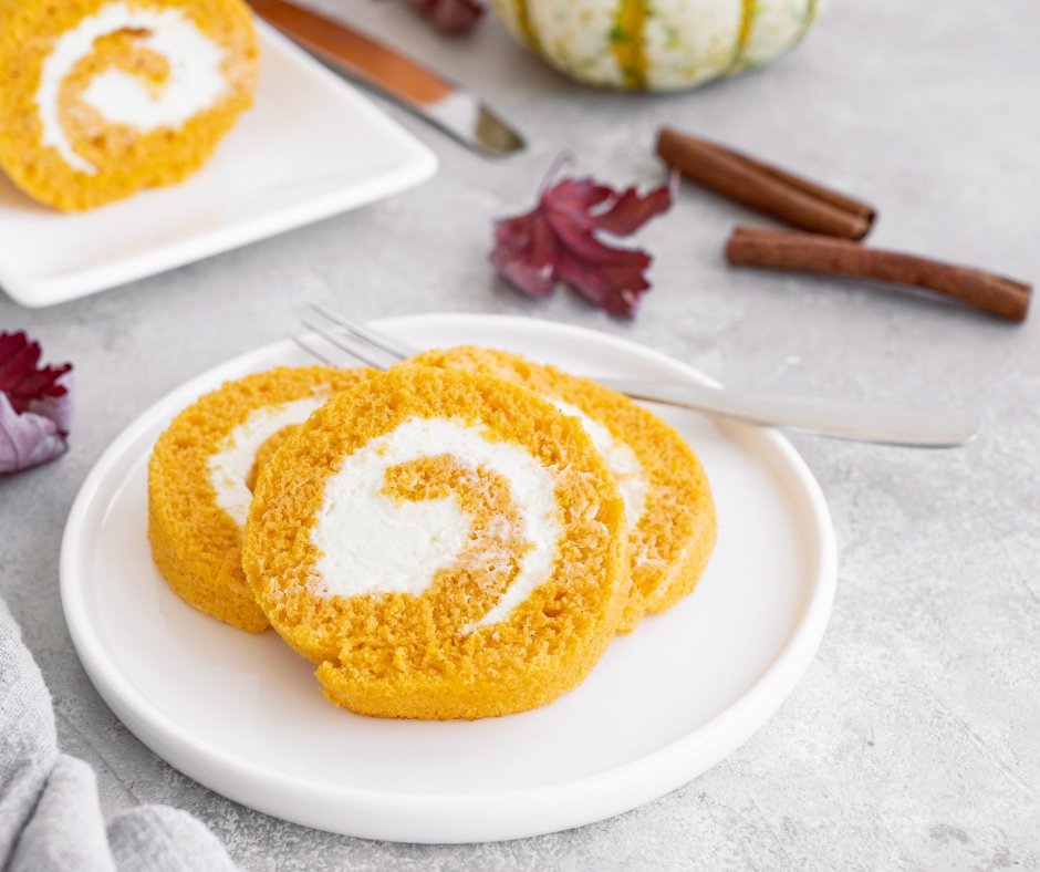 Pumpkin Cake Roll with Cream Cheese Filling