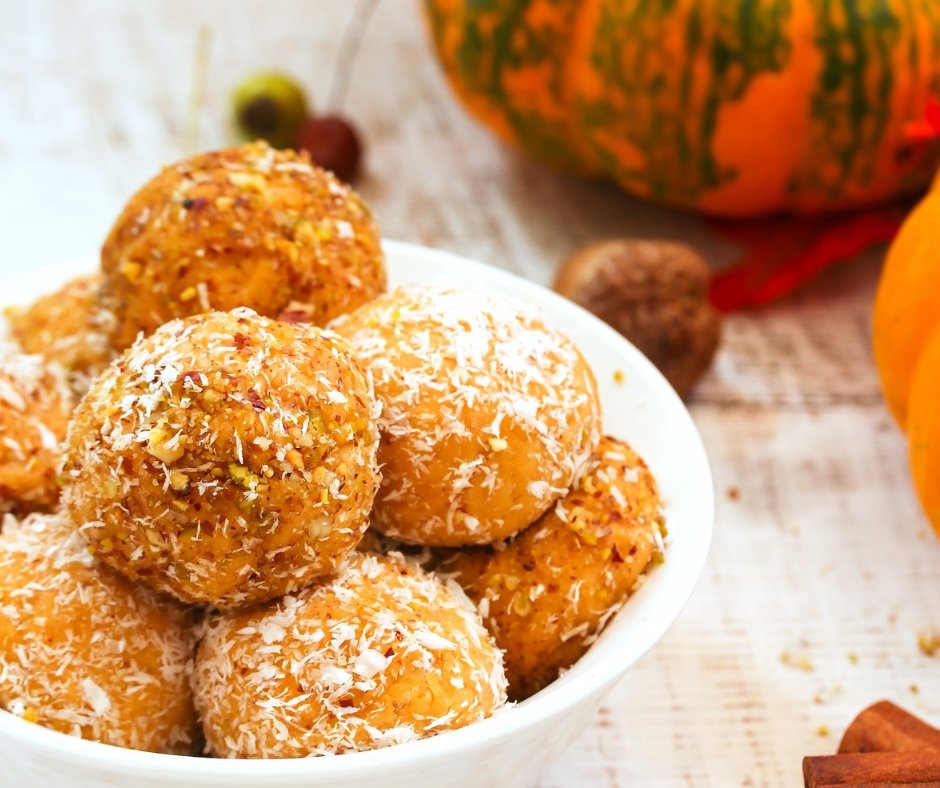 Pumpkin Pie Protein Balls (Energy Bites Rolled in Coconut and Nuts)
