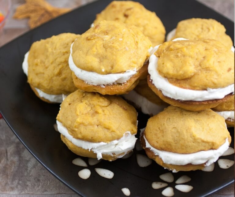 Pumpkin Whoopie Pie