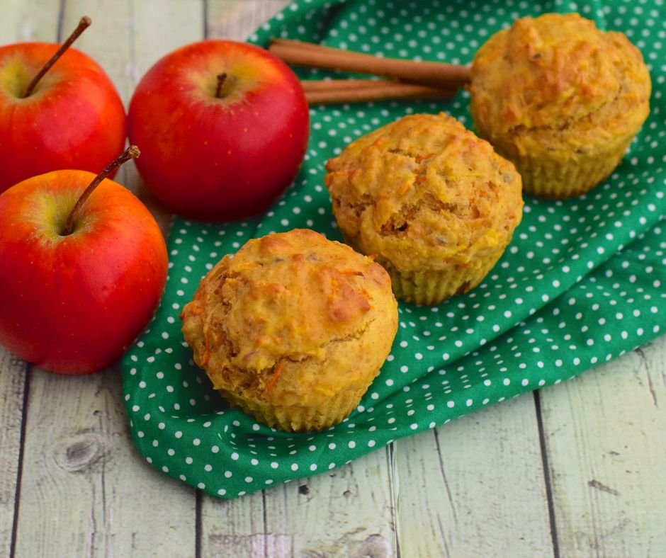 Apple Cinnamon Muffins with Cottage Cheese