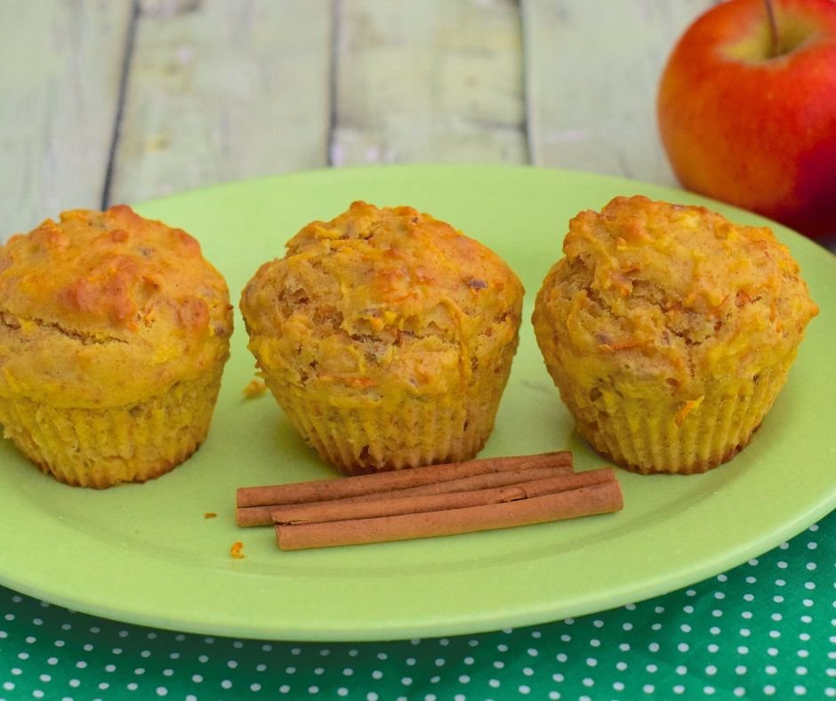 Apple Cinnamon Muffins with Cottage Cheese