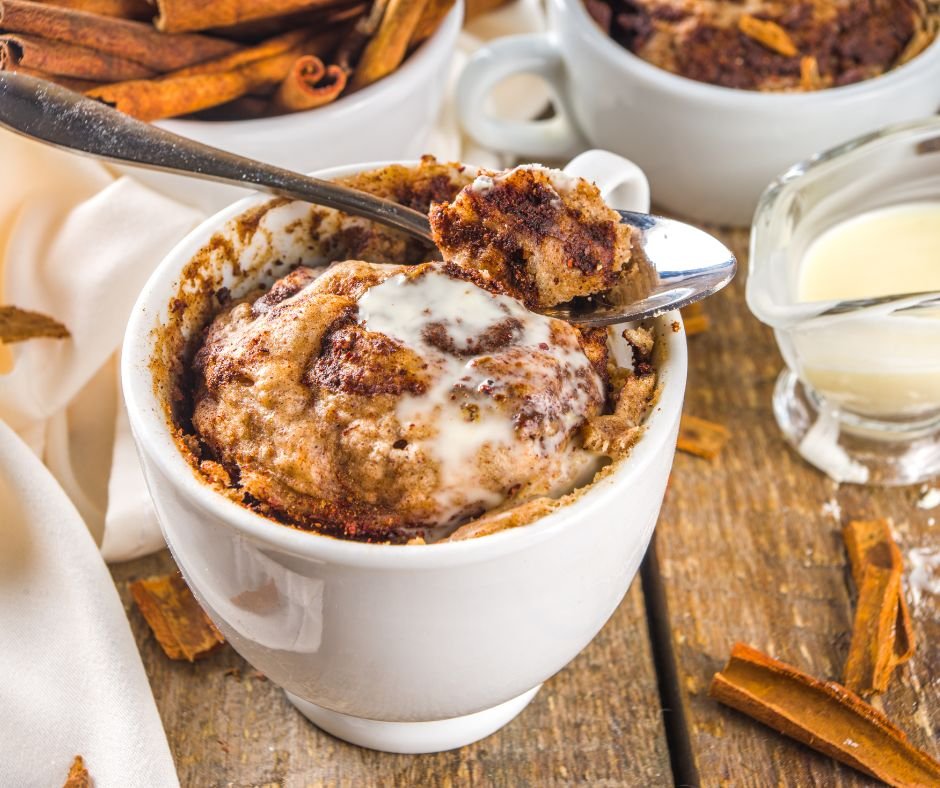 Cinnamon Roll Microwave Mug Cake Recipe
