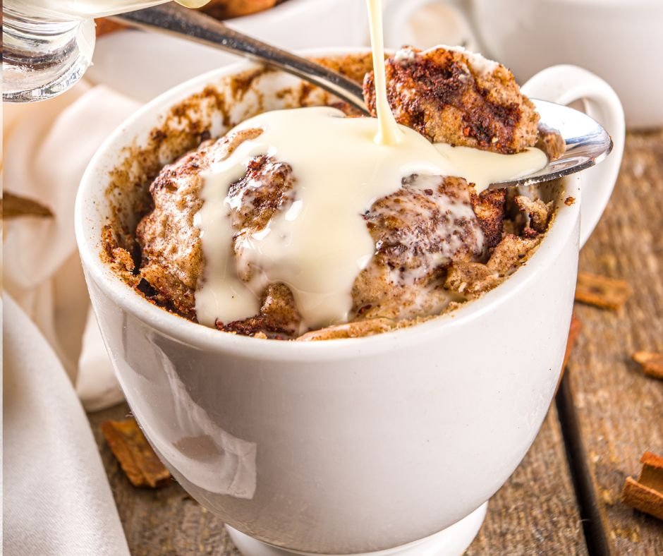 Cinnamon Roll Microwave Mug Cake Recipe