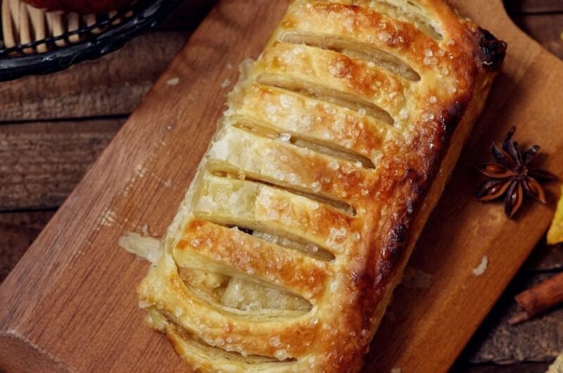 Sourdough Discard Apple Strudel
